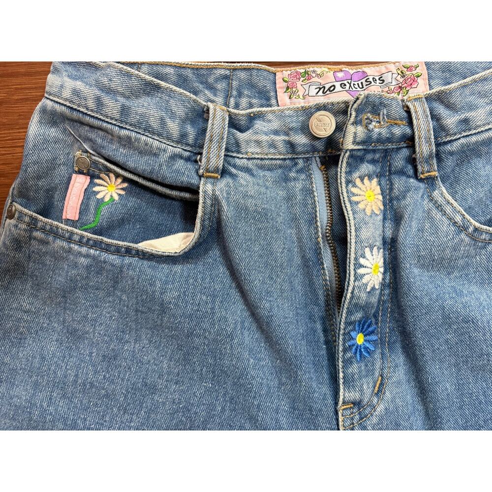 No Excuses Vintage 90s 11/12 Medium Wash High Waisted Embroidered Flower Jeans
